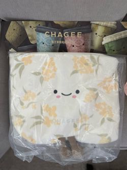 Chagee Plushie Tote