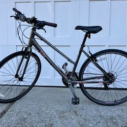 Women’s Bike Liv By Giant - Medium Size, Good Condition, Comes With Extras