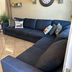 Beautiful Dark Blue Sectional Couch From LIVING SPACES LIKE NEW!!