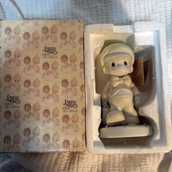 Precious Moments Collectors Item