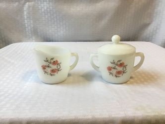 Vintage Cream & Sugar set