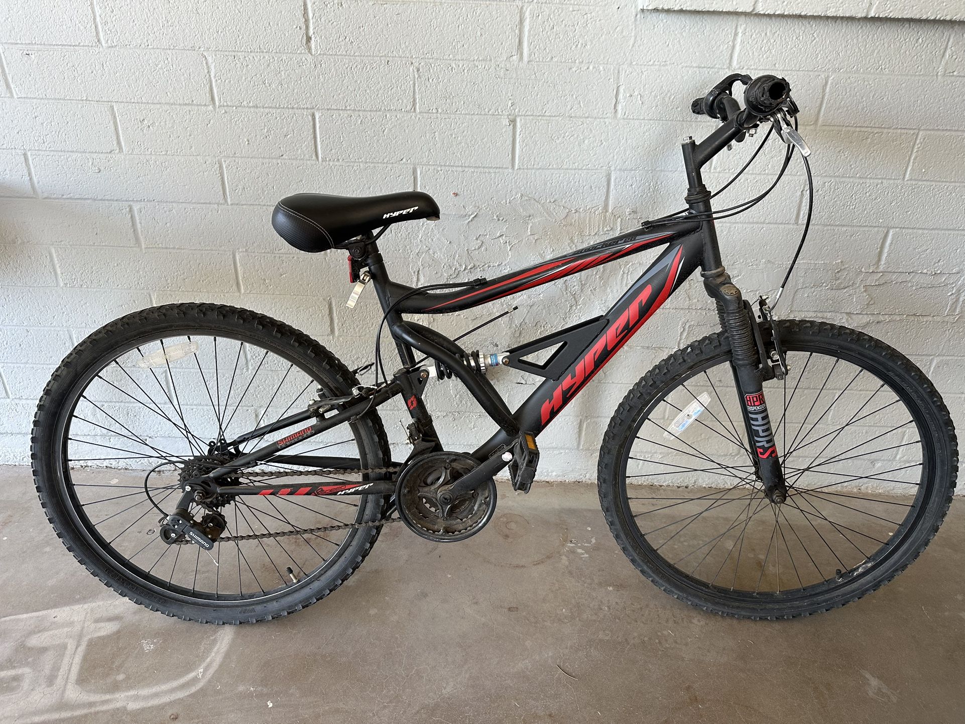 26" Hyper Bicycles Shocker Mountain Bike, 26" Wheels, Adult Ages 14+, Black/Red