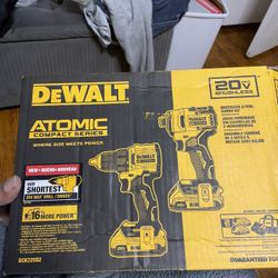 DeWalt/Milwaukee Compact Drill