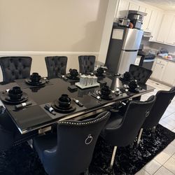 Brand New kitchen Table And Chairs 