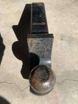 2 9/16 trailer ball and mount 5000lbs