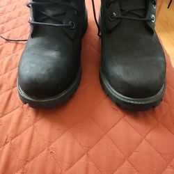 Timberland Boys Black Boot Size 5 US. 
