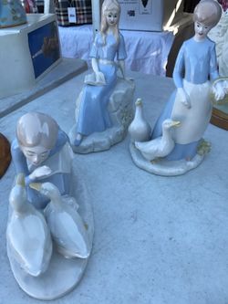 Muñecas de porcelana $10 cada una