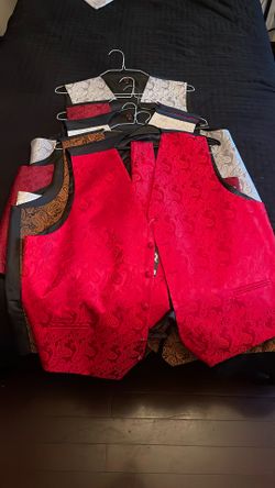 Men’s Vest Paisley