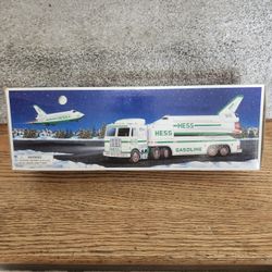 HESS 1999 Toy Truck and Space Shuttle NASA New