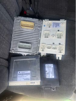 20 Scatpack 6.4 modules charger challenger 300