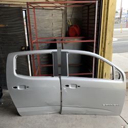 2015-2022 GMC Canyon Right Passenger Side Front And Rear Doors