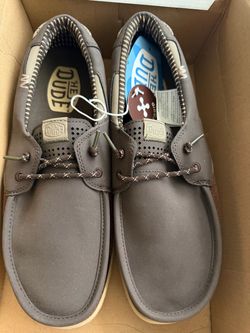 Men’s Hey Dude size 11