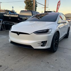 17 Tesla model X