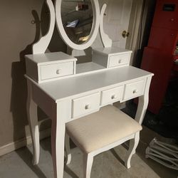 Makeup Vanity Table Set (used)