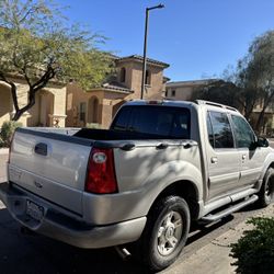 2002 Ford Explorer Sport