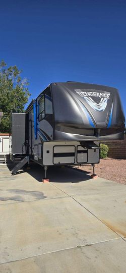 16 Ft Garage Toy Hauler 388V Vengeance By Forest River 2019