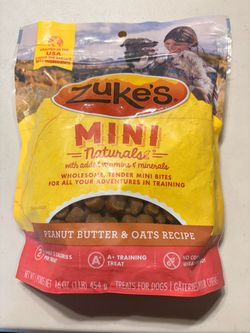 Zuke's Mini Naturals Dog Treats Peanut Butter & Oats 1lb