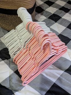 36ct BABY hangers