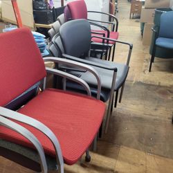 11 OFFICE STACK UP CHAIRS (HOME52)