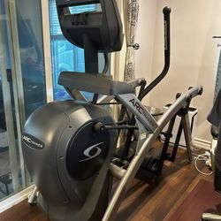 cybex 525AT arc trainer elliptical