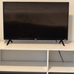 Onn. 32" Class HD (720P) LED Roku Smart TV