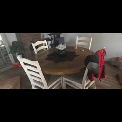 Dining Table and 4 Chairs