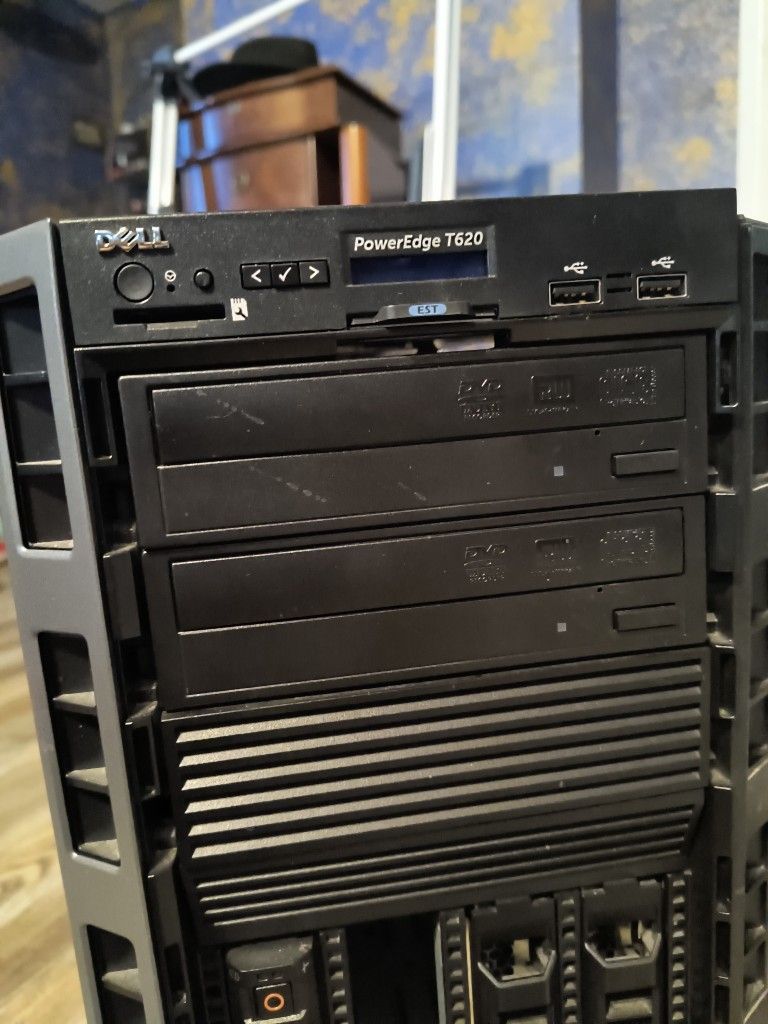 Server Computer Dell PowerEdge T620