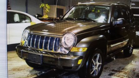 2005 Jeep Liberty Limited 4WD 4dr SUV
