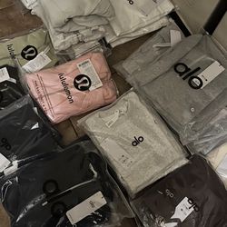 Alo,lululemon,bape,essentials