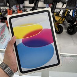 iPad 10th Gen 10.9” 64GB Blue! Finance For $50 Down Payment!!