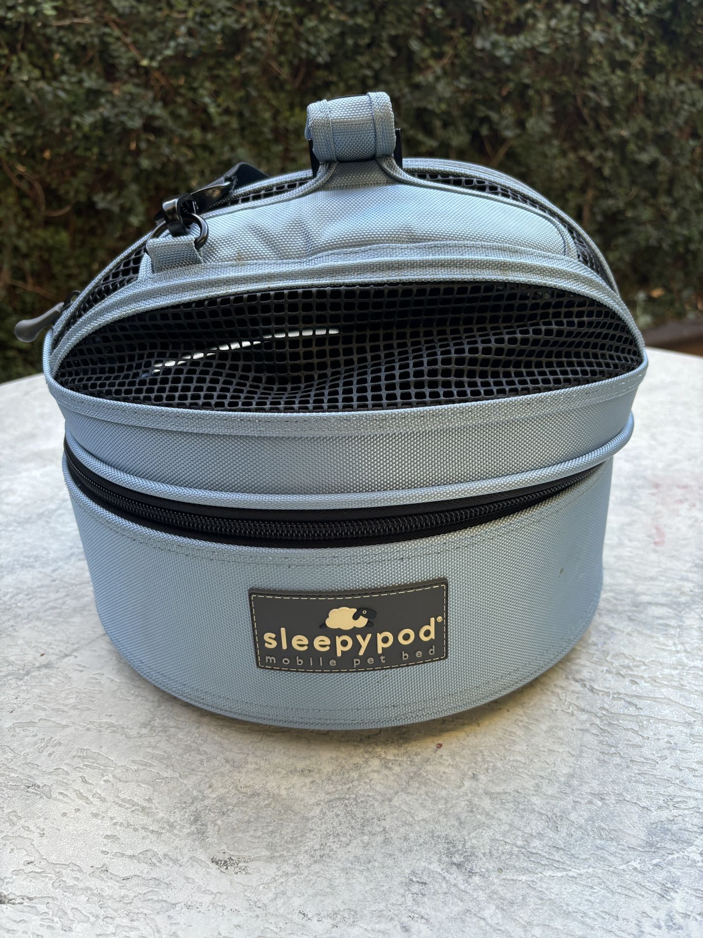 Sleepypod Mobile Pet Bed 13 inch. Diameter