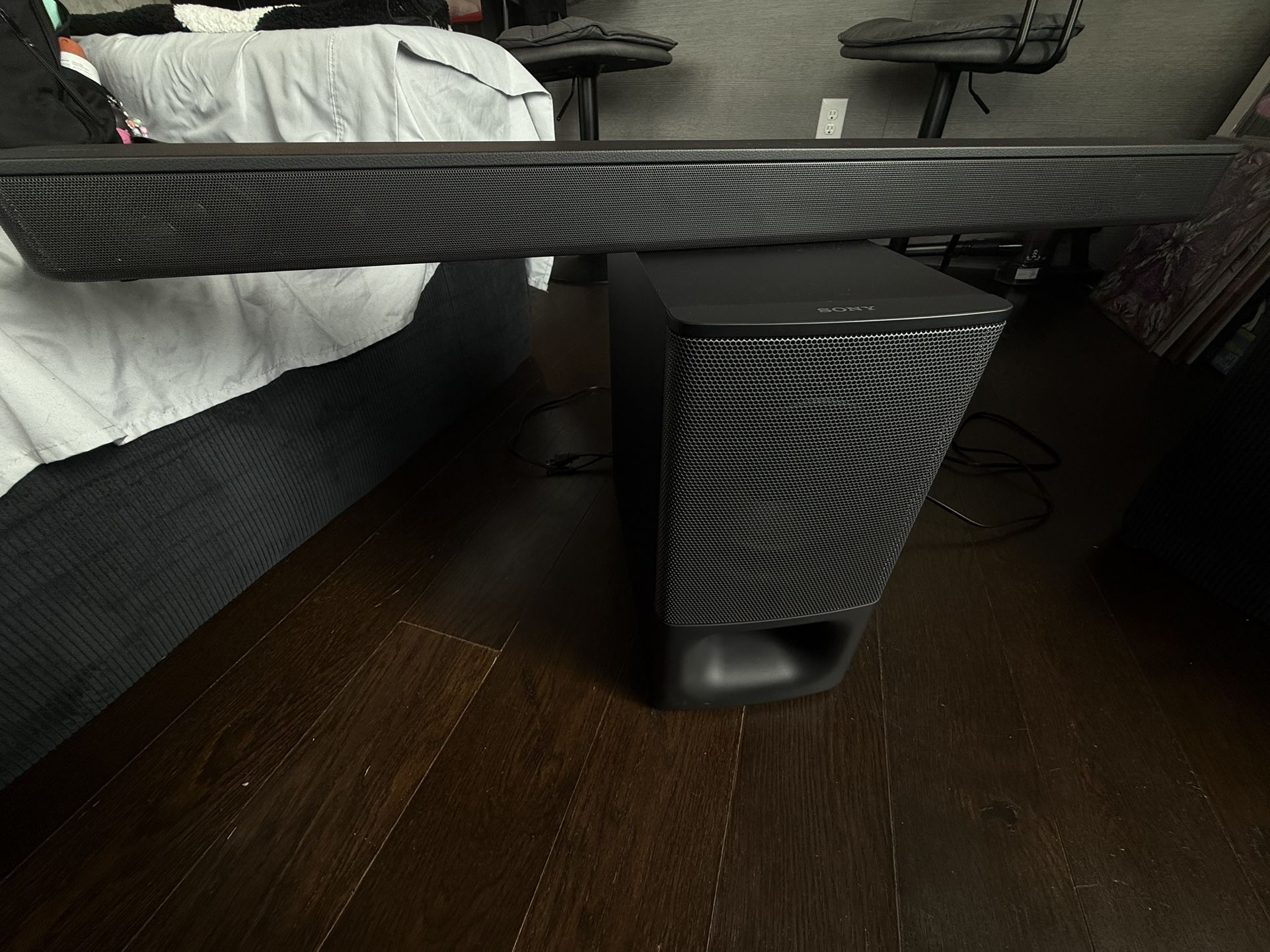 Sony HT-S350 2.1-channel Soundbar with Wireless Subwoofer - Bluetooth