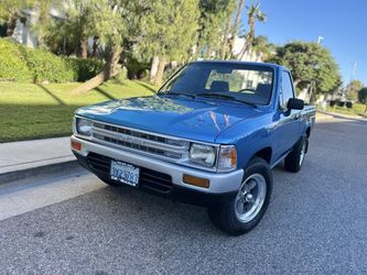 1989 Toyota 2WD Trucks