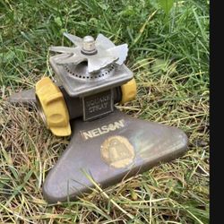 NELSON Metal Square Spray Sprinkler