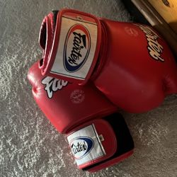 Muay Thai Gloves 