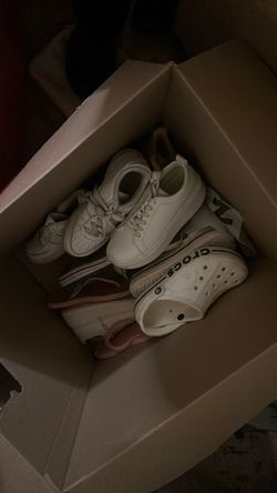 Moving sale