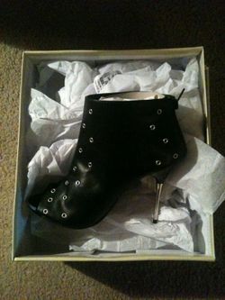 Sexy Black Gronmett Short Boots