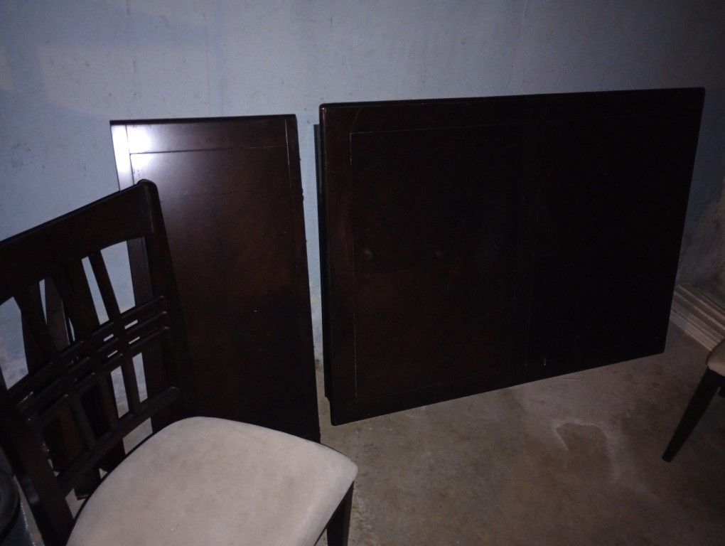 Today Sale $50 3Wooden Table With 6 Chairs Very Heavy 