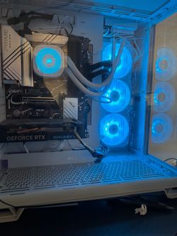 Selling my gaming pc in great condition moving off to collage and don’t need the computer anymore
