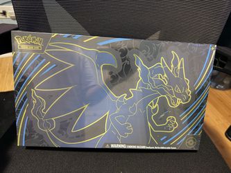 Mega Charizard Ultra Premium Collection