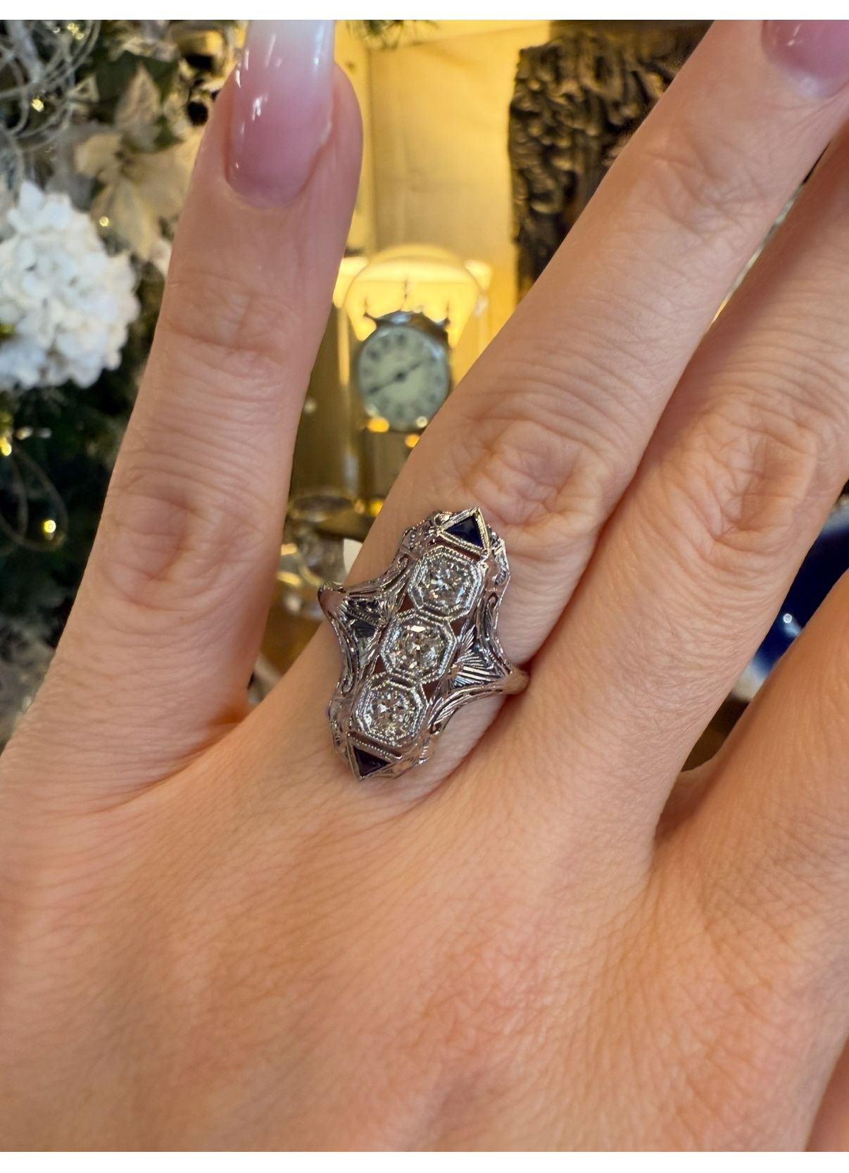18K Gold Natural Diamonds Sapphires Art Deco Estate Ring