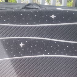 Sweetnight Tri-fold Mattress - 4 Inch Dual-layer Foam Folding Mattress | Removable & Washable 500G Superfine Fiber Cover | Suitable for Camping, RV & 