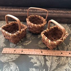 Vintage Amish Family Figurines