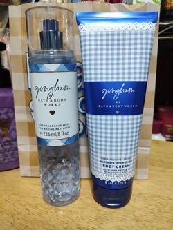 Bath & Body Works gingham 2pcs. Set $18