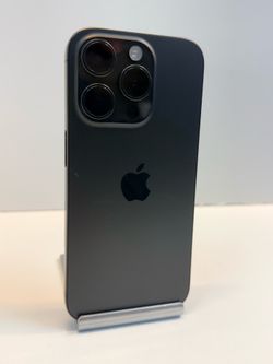 Apple iPhone 15 PRO 128gb. ( Unlocked Phone )