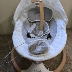 New, never used.  Jool Baby Nova Nature Baby Swing for Newborns 