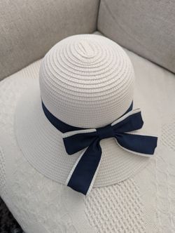 Tahari Hat