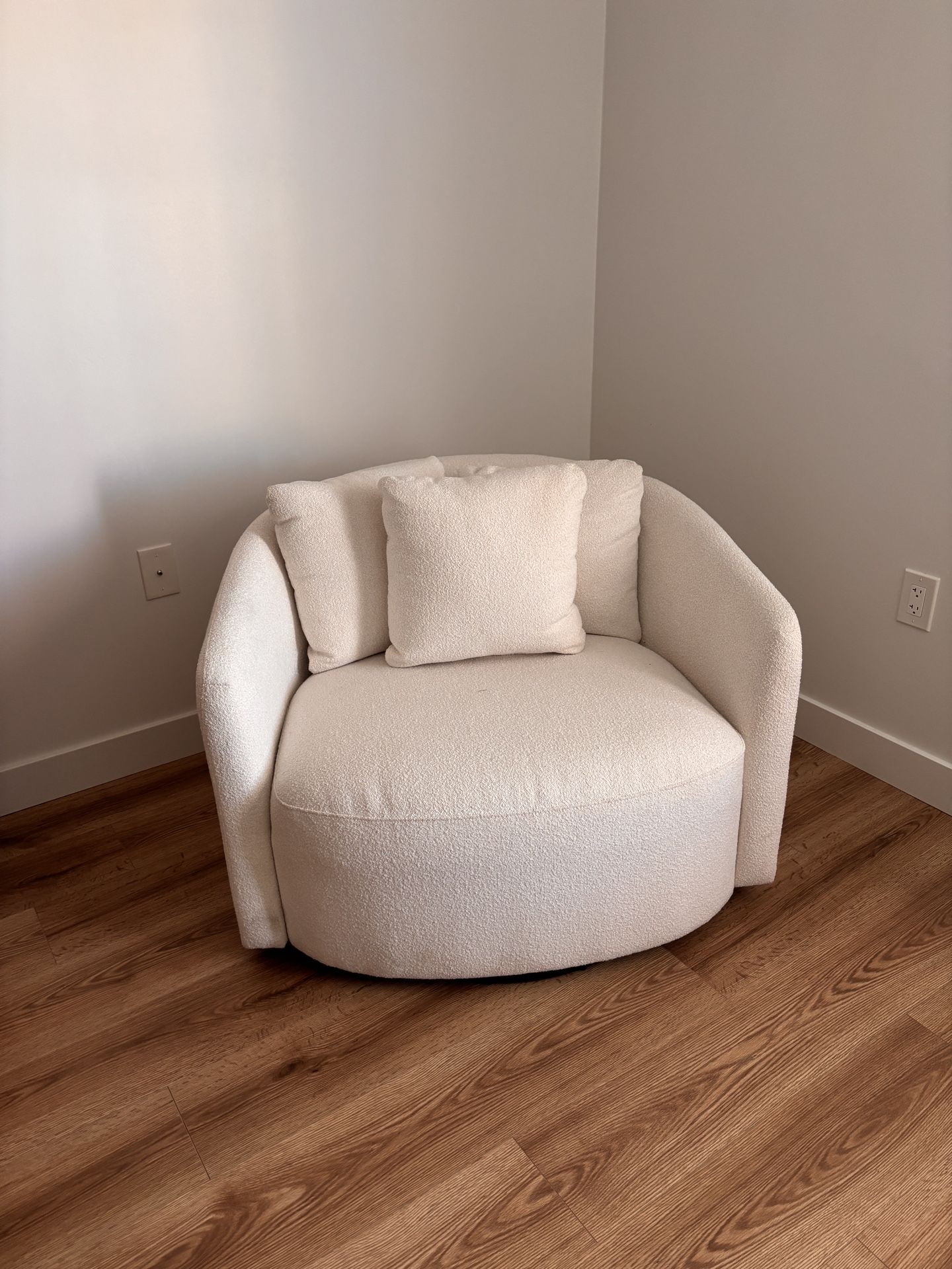 Swivel Couch