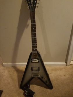 Slammer hammer electric guitar with guitar case