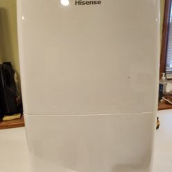 Hisense Dehumidifier  70 Pint With Pump build in